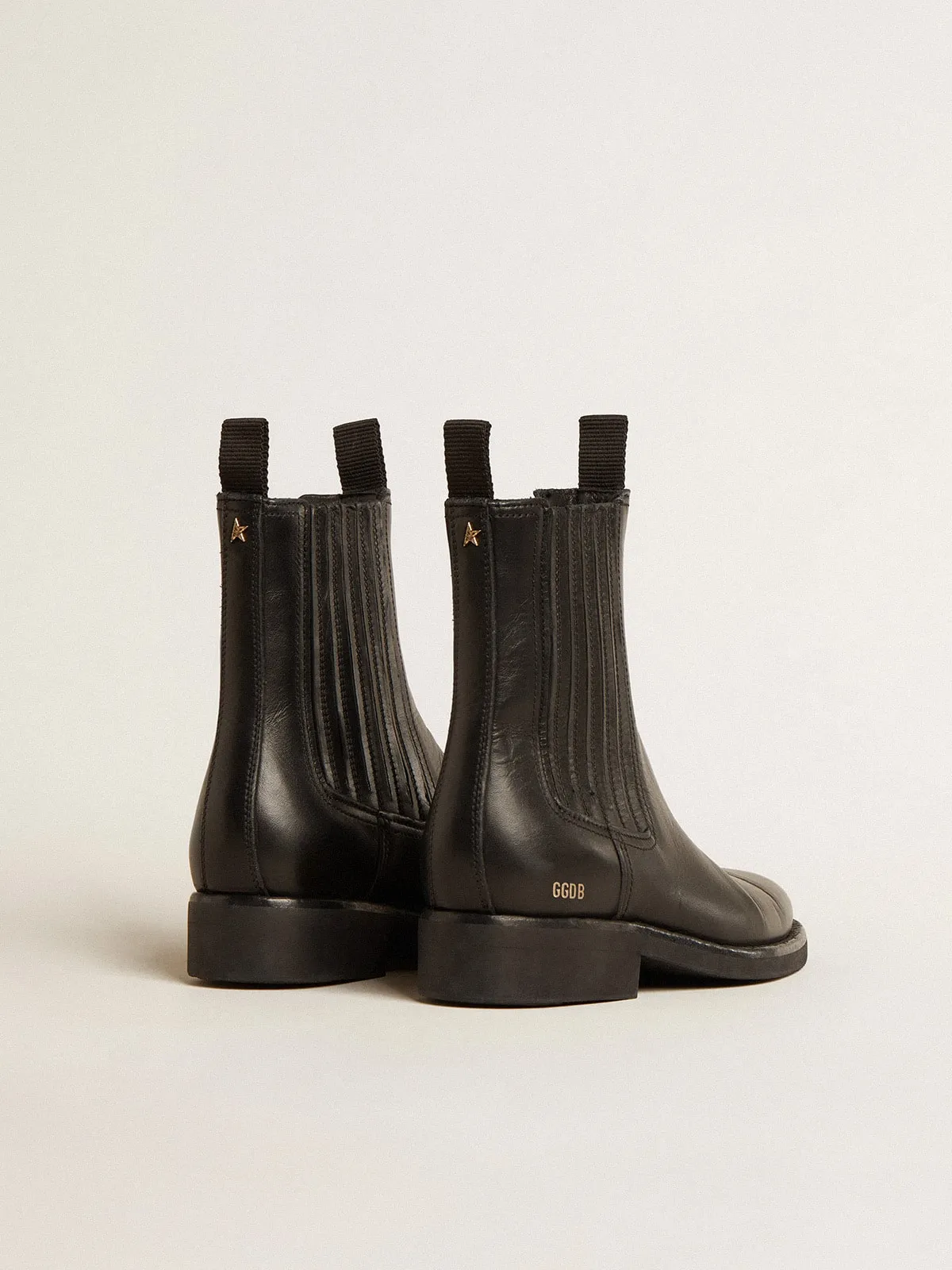 Bottines Chelsea pour femme en cuir noir | Golden Goose