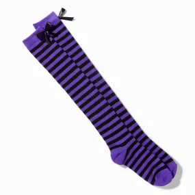 Chaussettes montantes à rayures noires et violettes