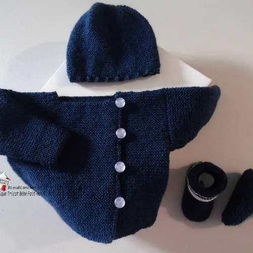 Ensemble naissance bébé marine, brassière, bonnet, chaussons, layette bb tricotée main tricot bebe sur commande