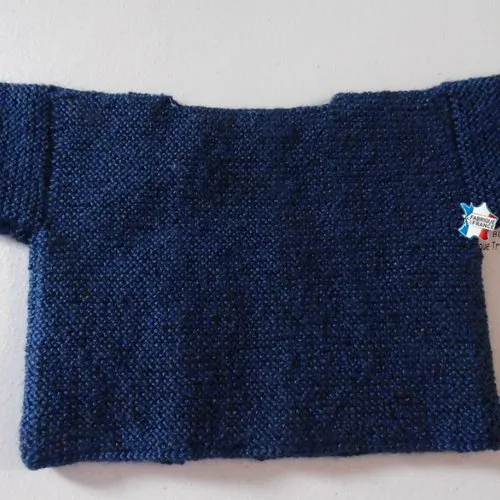 Ensemble naissance bébé marine, brassière, bonnet, chaussons, layette bb tricotée main tricot bebe sur commande