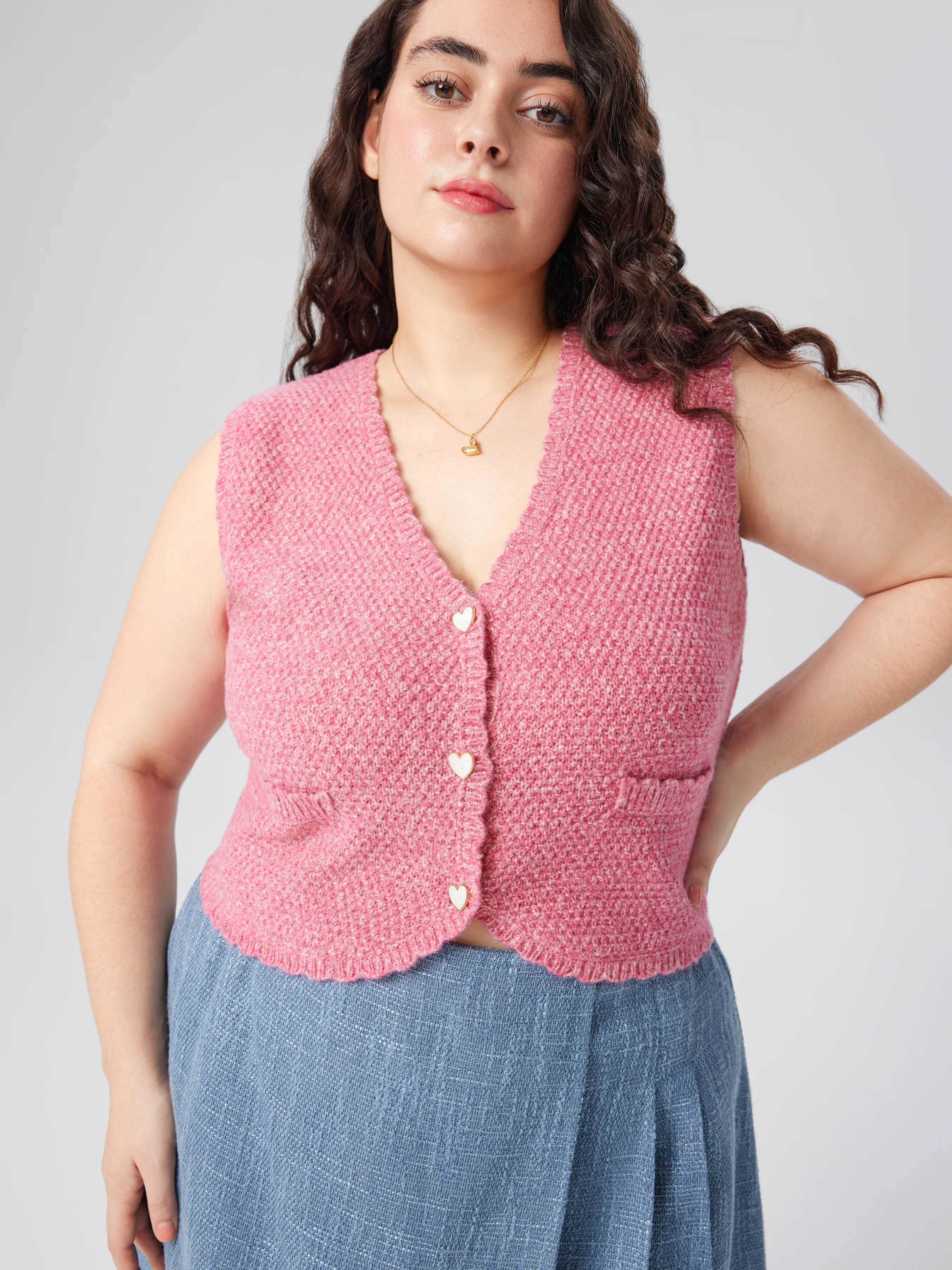  Gilet à Boutons en Forme de Coeur et Col en V en Maille Curve & Plus