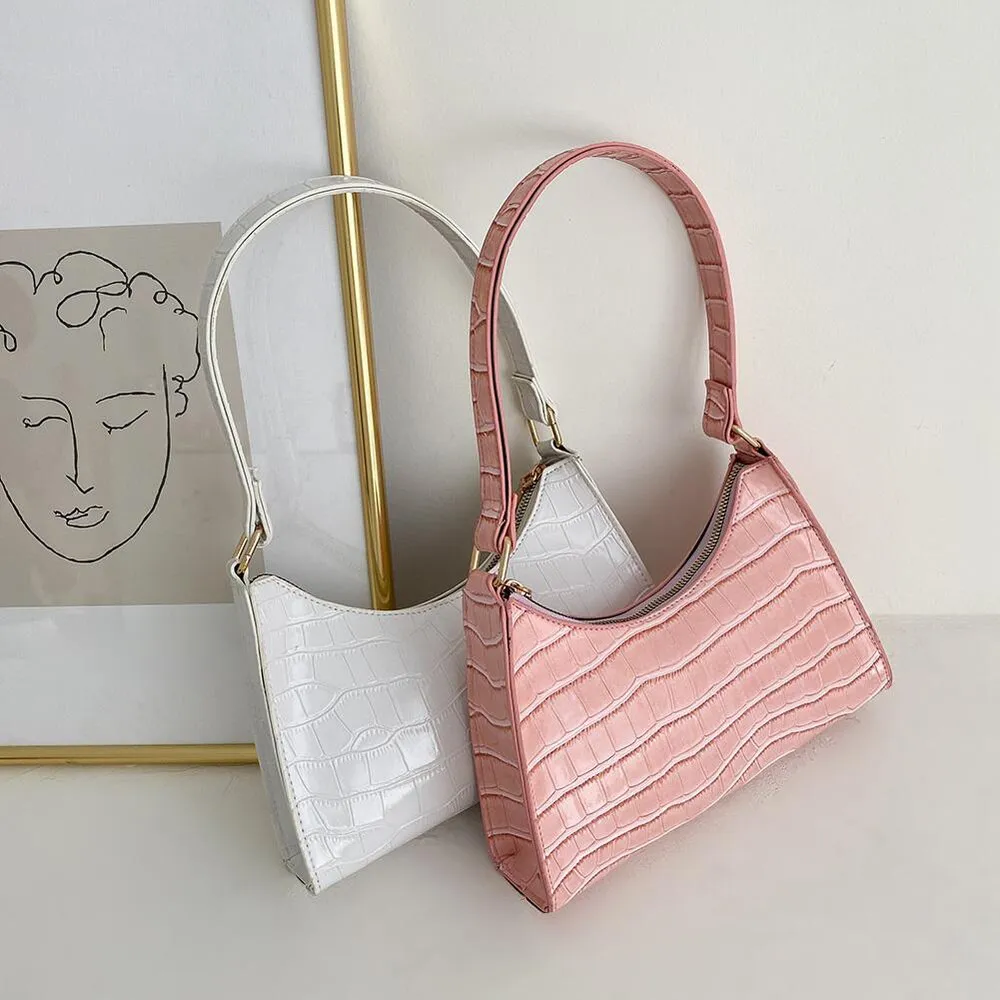 Petit sac à main rétro en imitation cuir • Vintage Univers