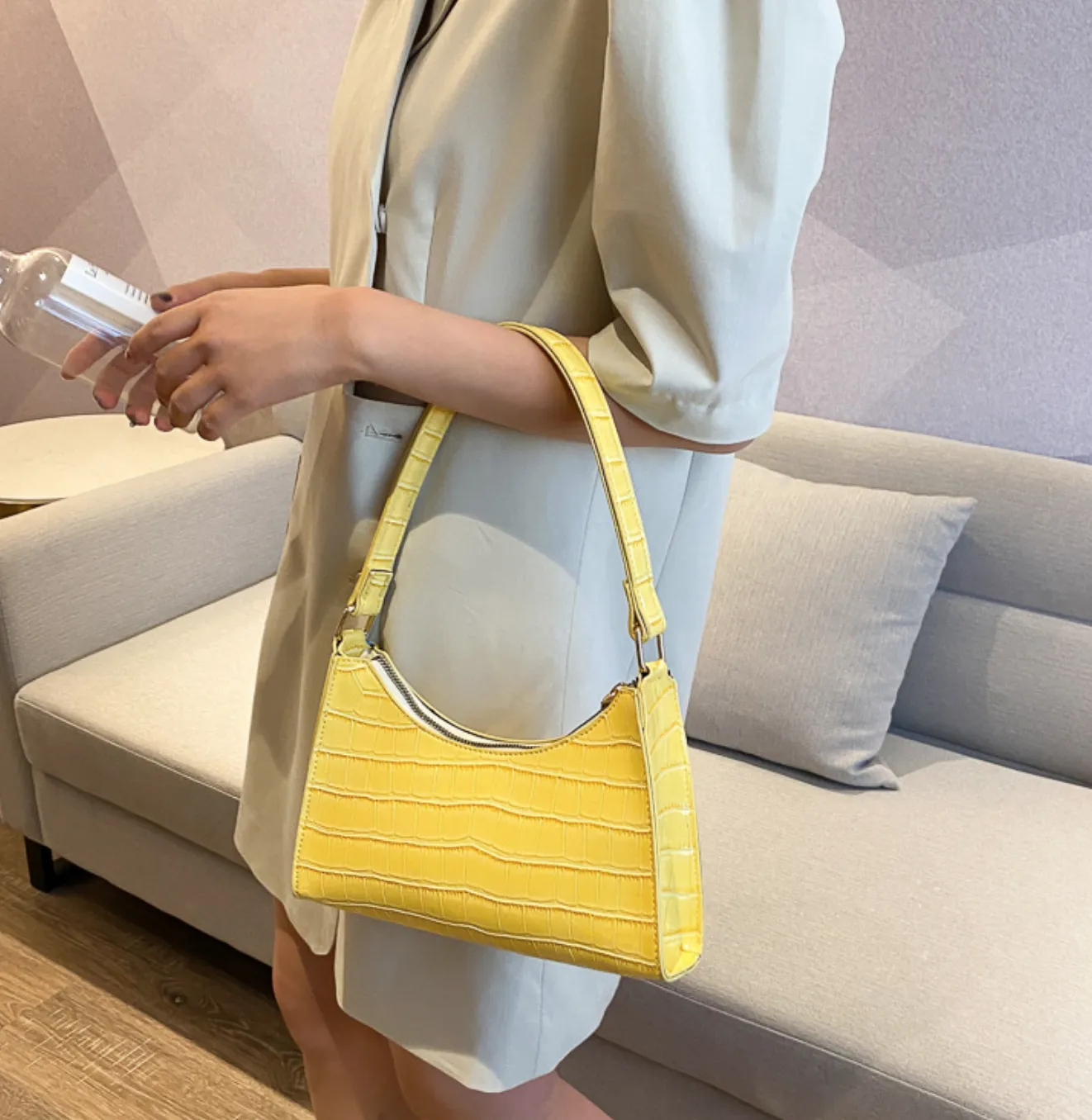 Petit sac à main rétro en imitation cuir • Vintage Univers