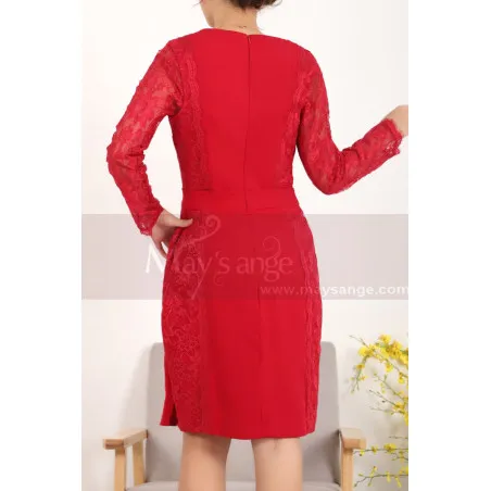 Robe Classe Rouge Vintage En Dentelle Et Manches Longues