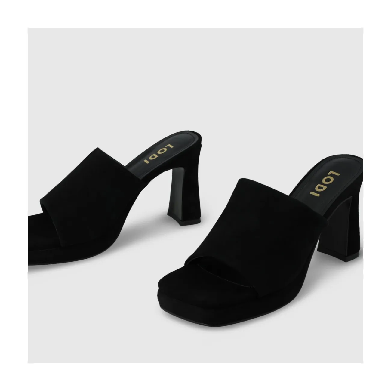 Sandale plateforme femme en daim noir.I LODI Chaussures pour femme online.