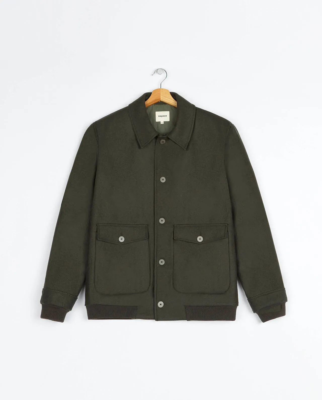 Veste boutonnée en laine et cachemire recyclés